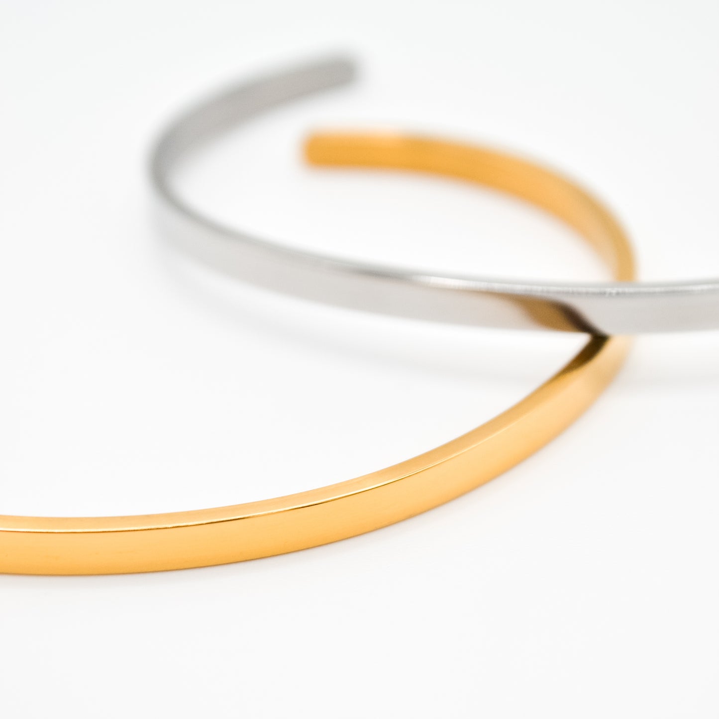 Gold Classic Cuff Bracelet 4mm