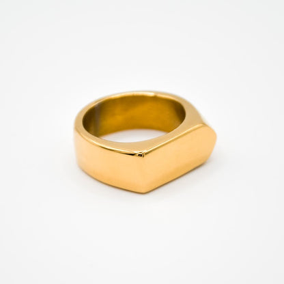 Gold Arrow Signet Ring